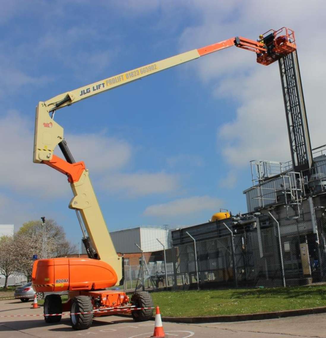 jlg-800aj